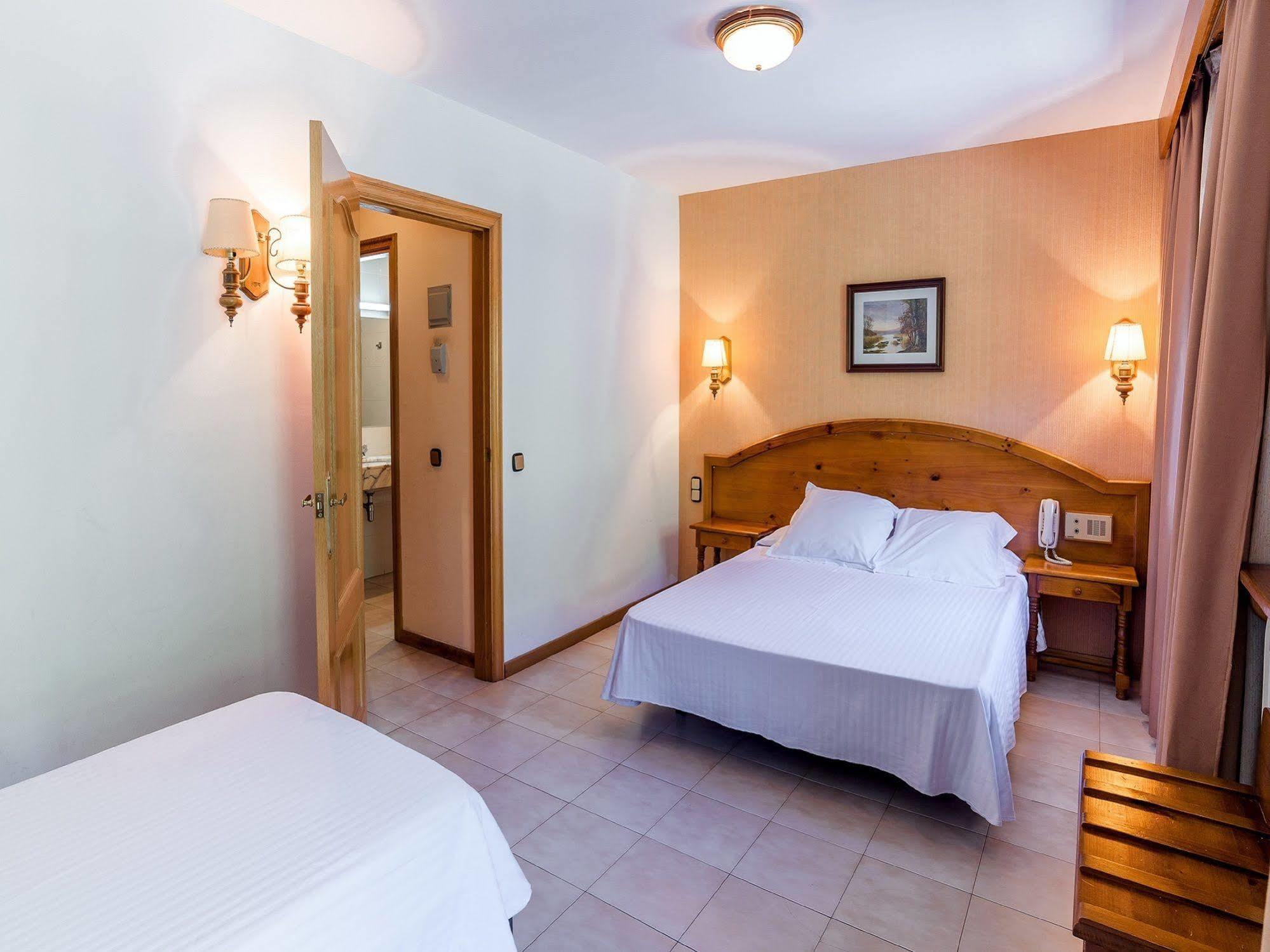 Hotel Sant Miquel Andorra-a-Velha Exterior foto